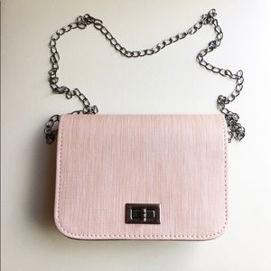 Blush Crossbody Purse w/ Silver Chain Strap (Lila)